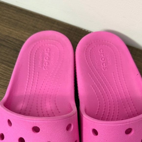 CROCS Bright Pink Slide Sandals - Picture 2 of 6